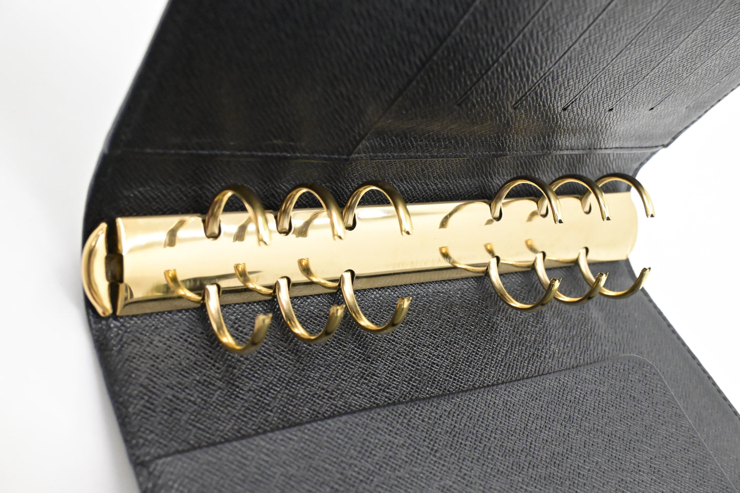 Louis Vuitton Agenda MM in Black Epi Leather