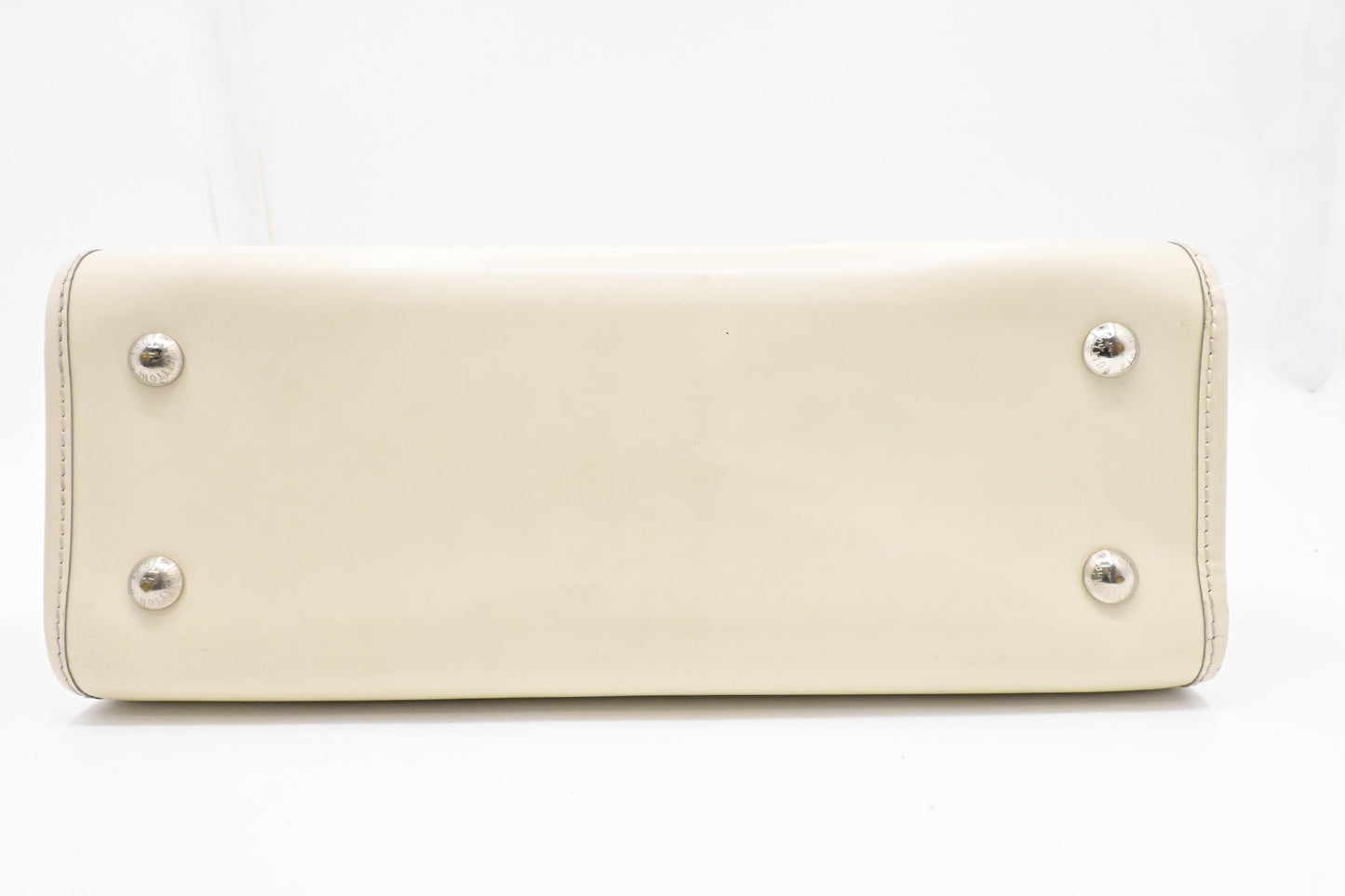 Louis Vuitton Madeleine GM in White Epi Leather