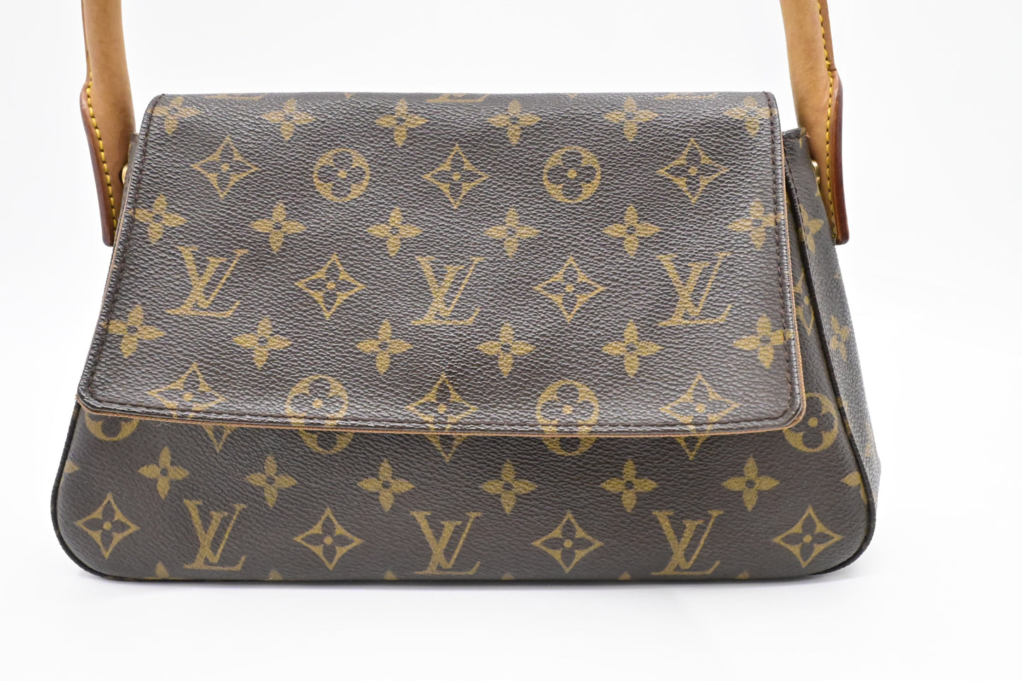Louis Vuitton Looping PM in Monogram Canvas