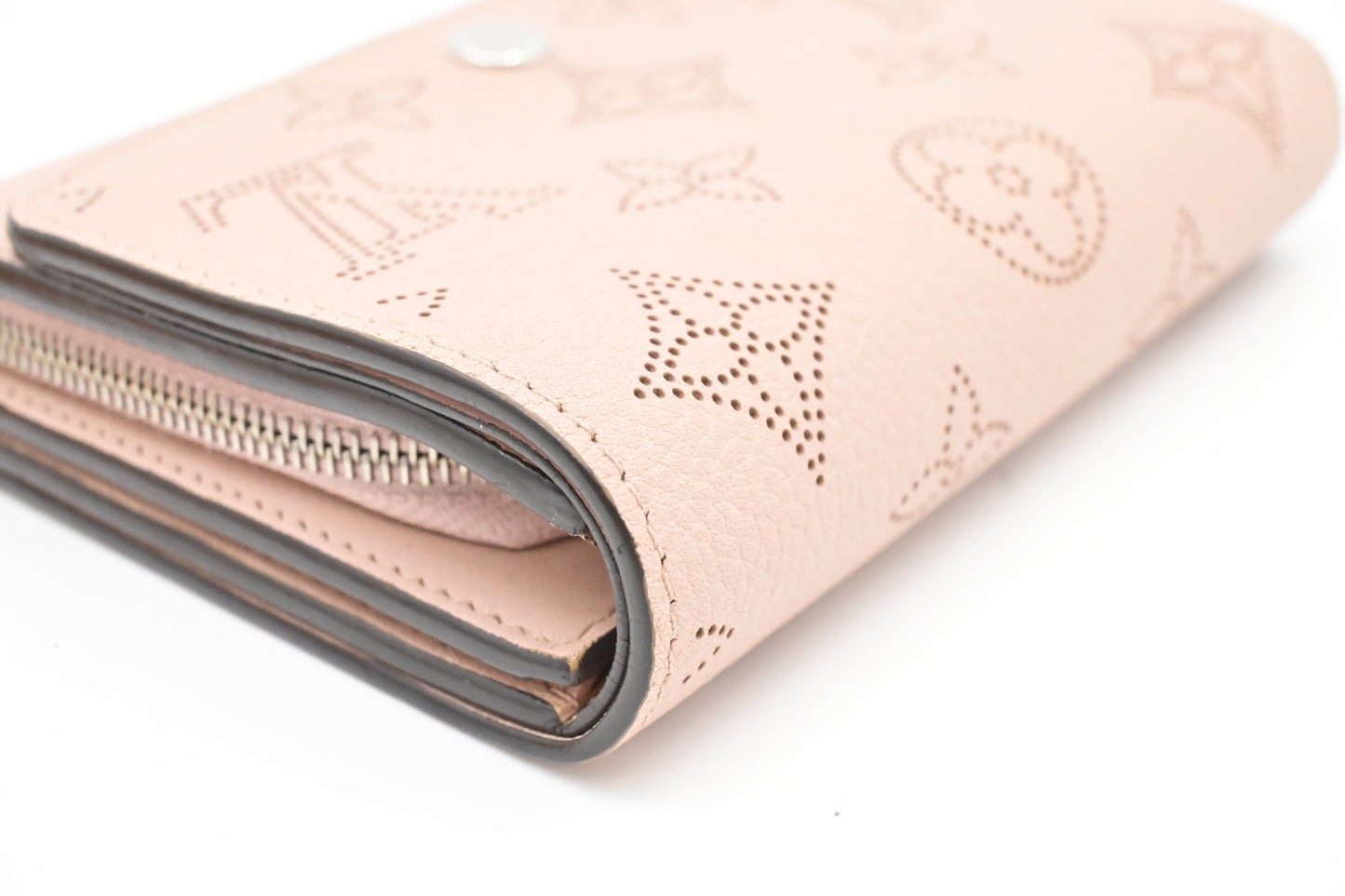 Louis Vuitton Iris Compact Wallet in Rose Jasmin Mahina Leather