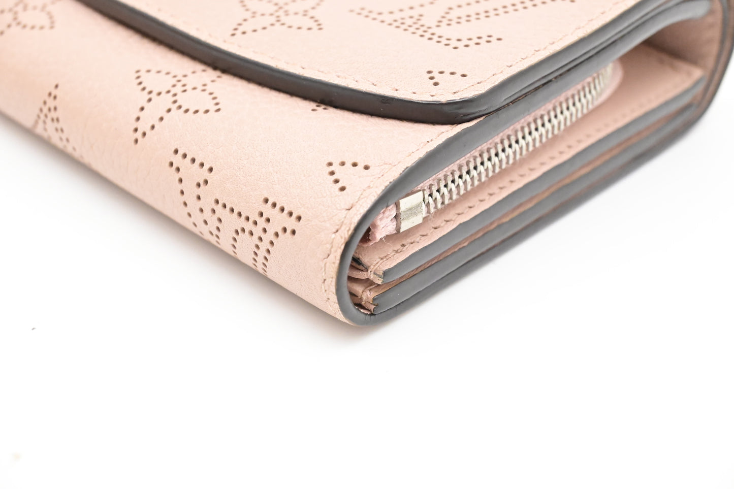 Louis Vuitton Iris Compact Wallet in Rose Jasmin Mahina Leather