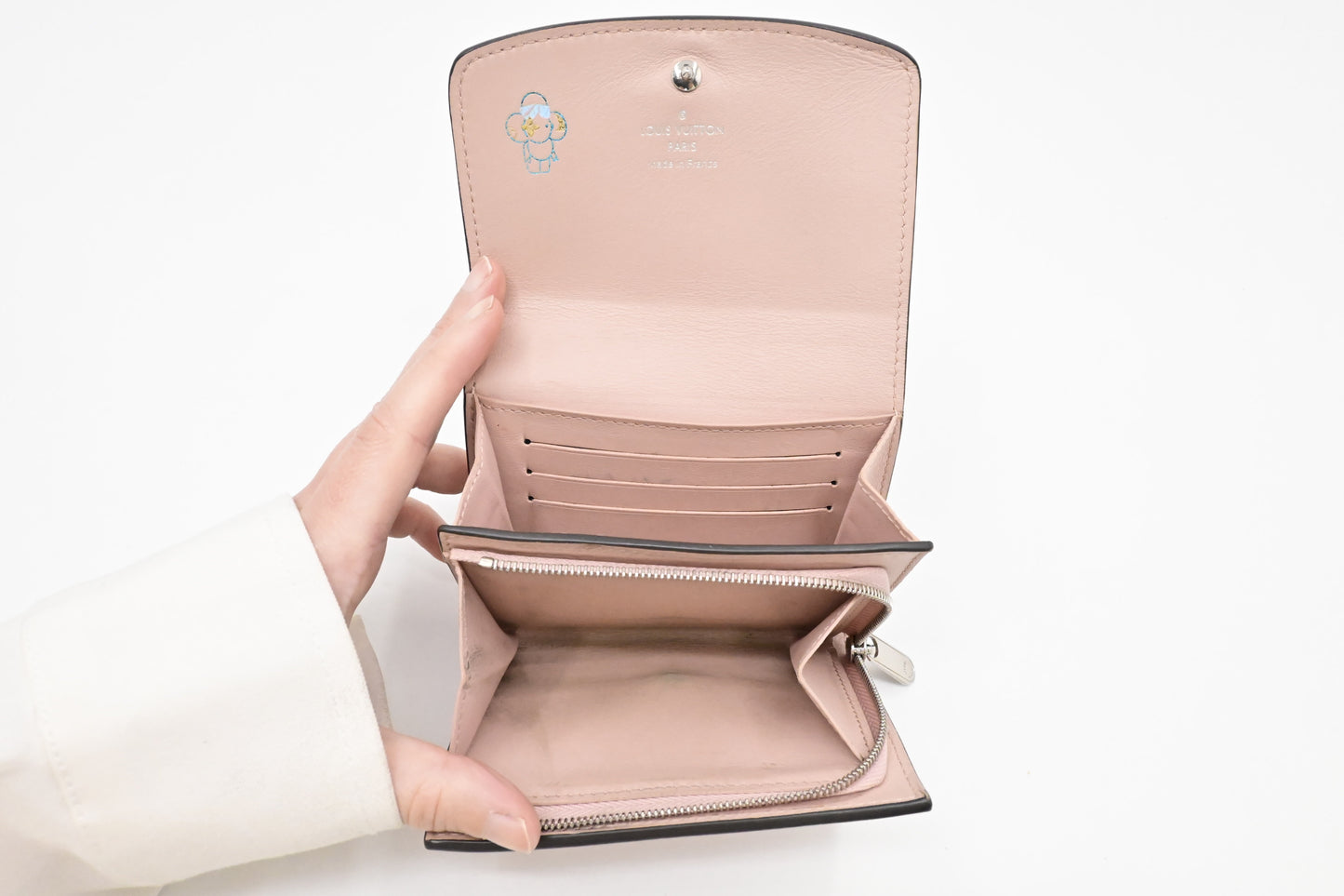 Louis Vuitton Iris Compact Wallet in Rose Jasmin Mahina Leather