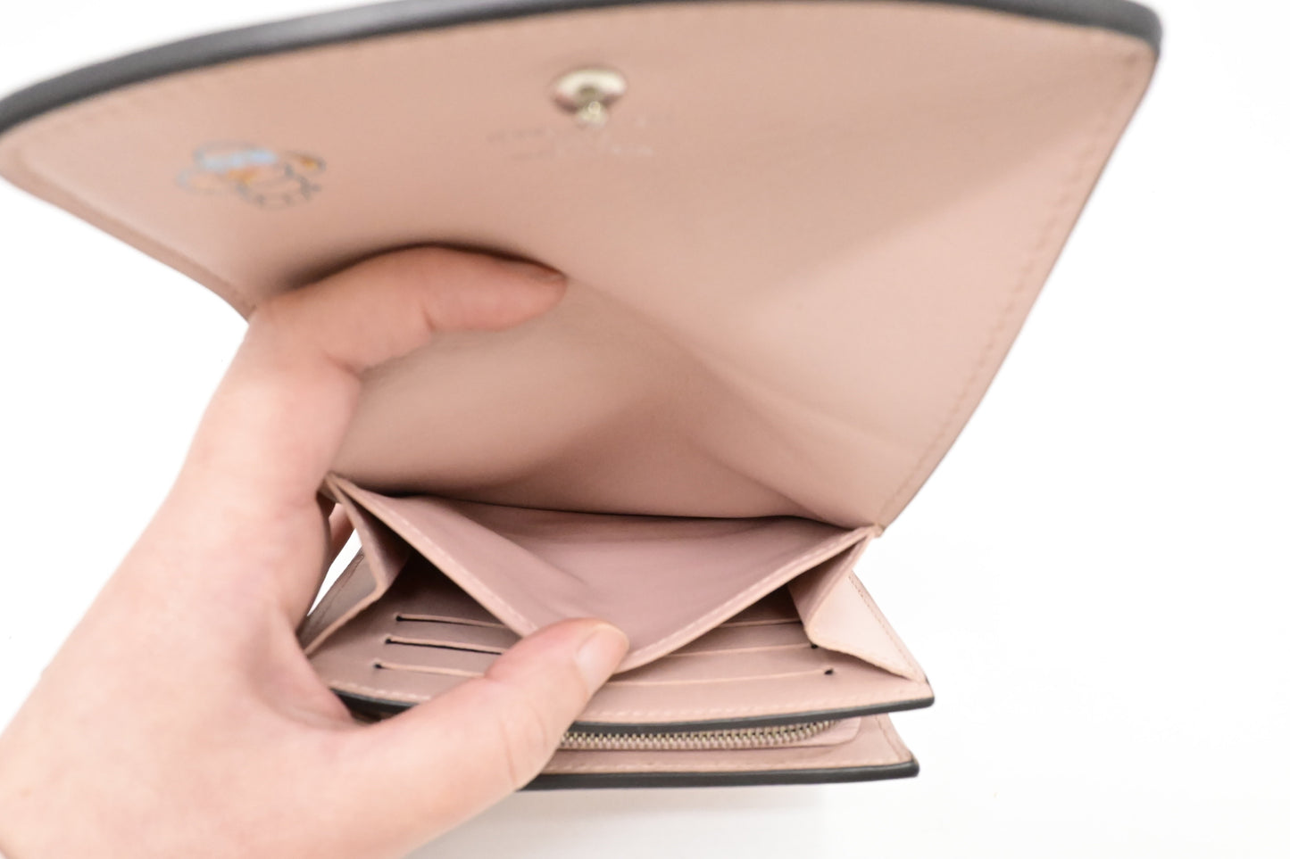 Louis Vuitton Iris Compact Wallet in Rose Jasmin Mahina Leather