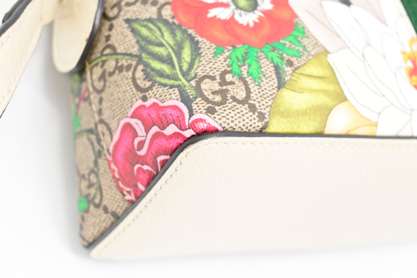 Gucci Ophidia Flora Crossbody in GG Canvas