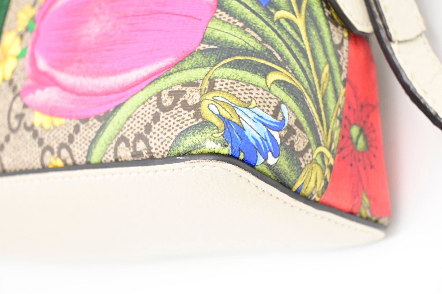 Gucci Ophidia Flora Crossbody in GG Canvas
