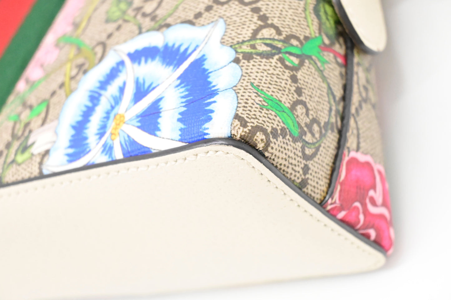 Gucci Ophidia Flora Crossbody in GG Canvas