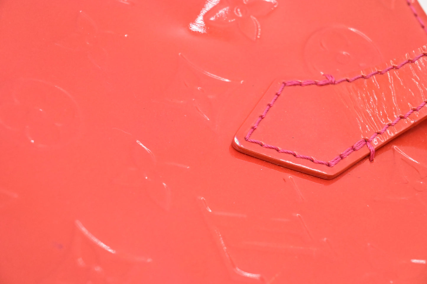 Louis Vuitton Wilshire PM in Rouge Grenadine Vernis Leather
