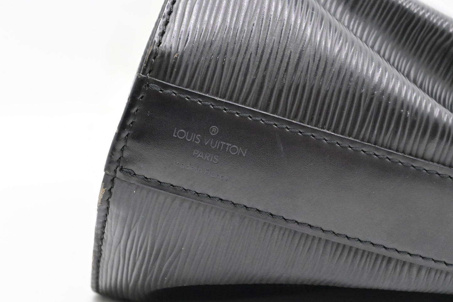 Louis Vuitton Sac de Paul in Black Epi Leather