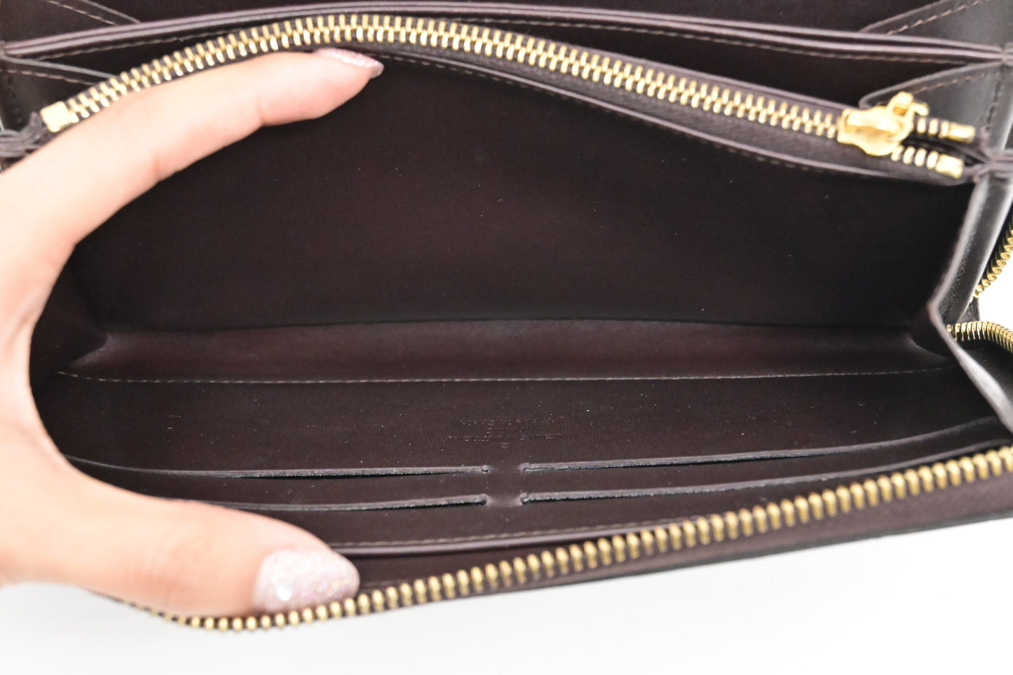Louis Vuitton Long Zippy Wallet in Amarante Vernis Leather