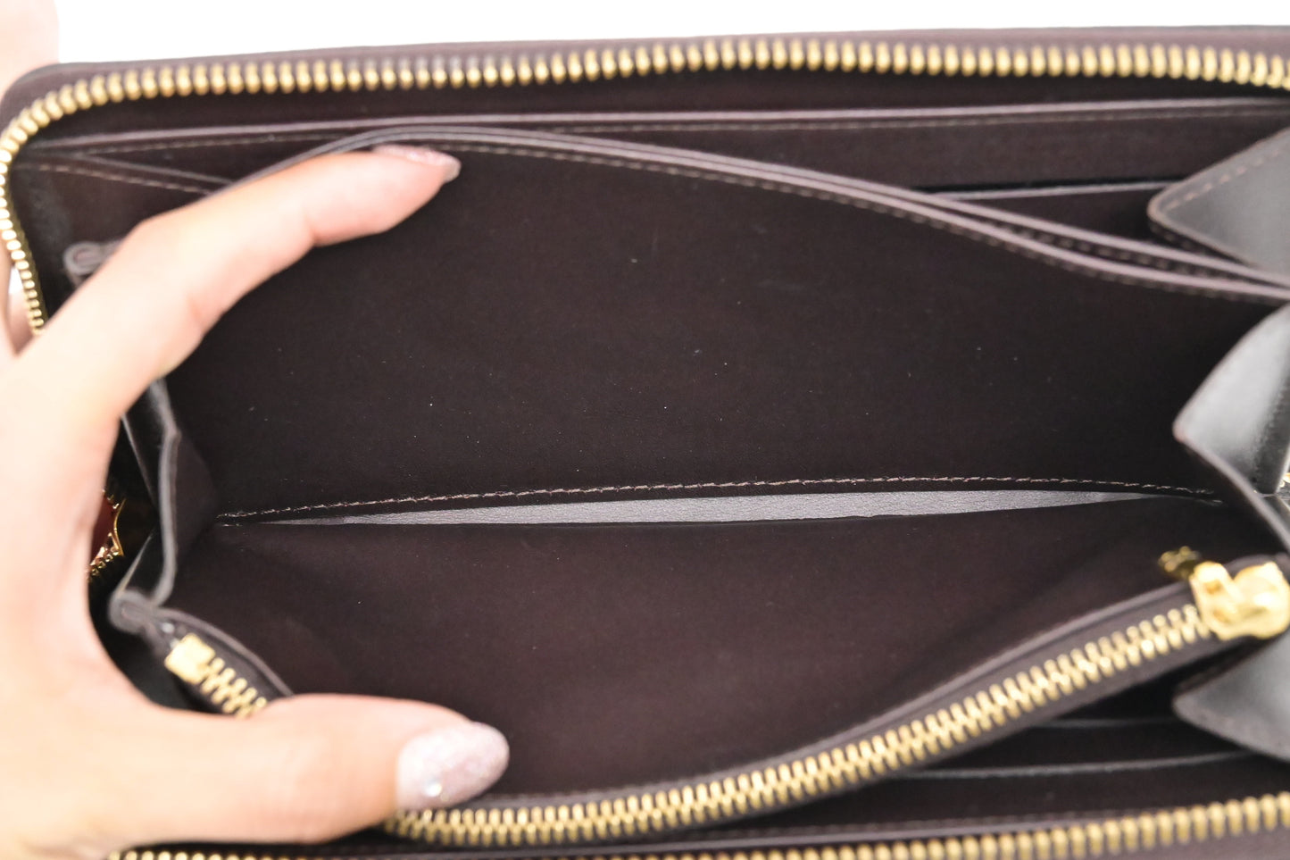 Louis Vuitton Long Zippy Wallet in Amarante Vernis Leather