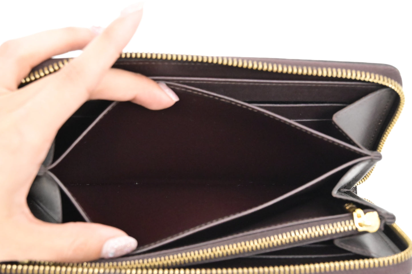 Louis Vuitton Long Zippy Wallet in Amarante Vernis Leather