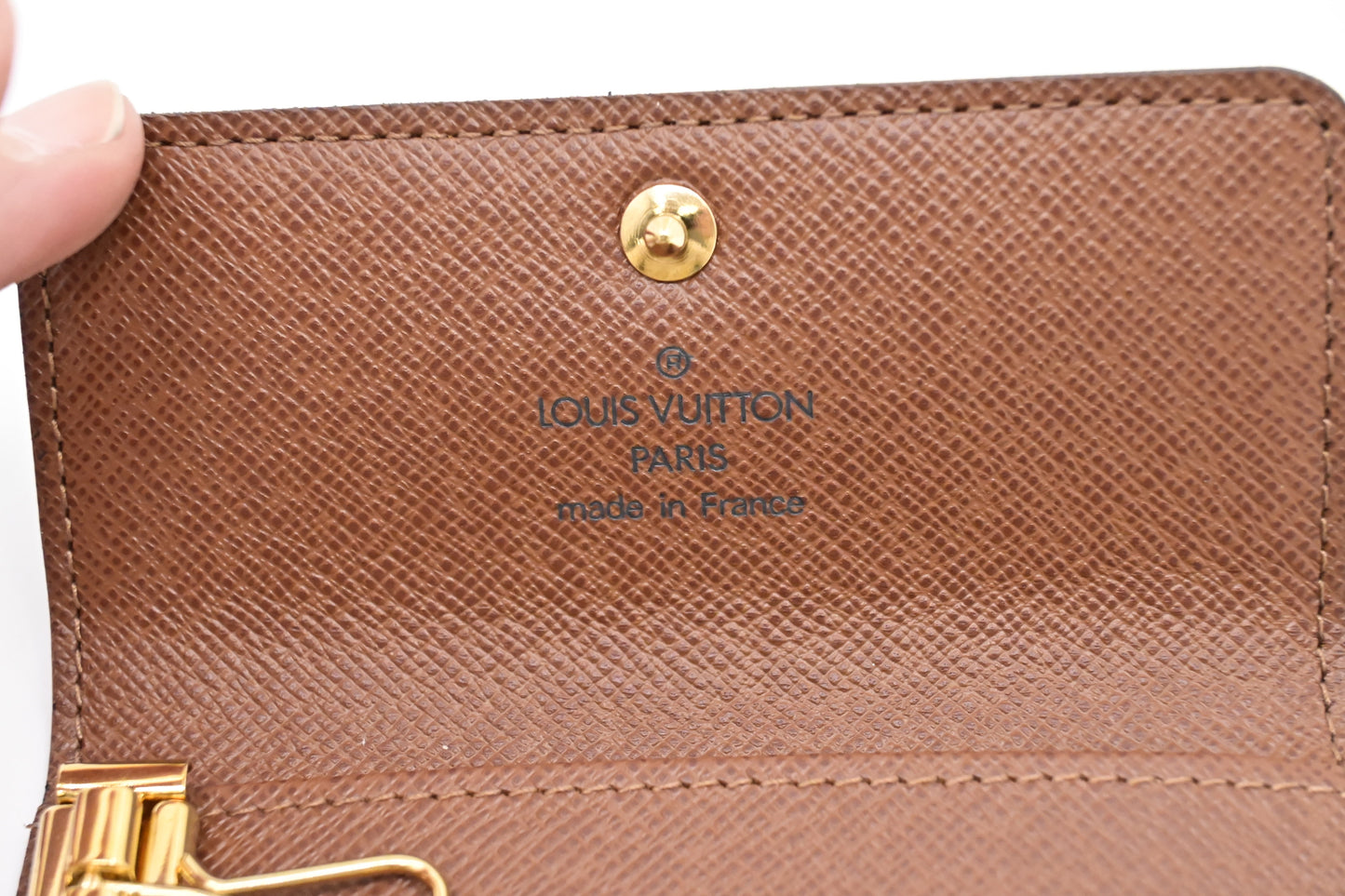 Louis Vuitton 4 Key Case in Monogram Canvas