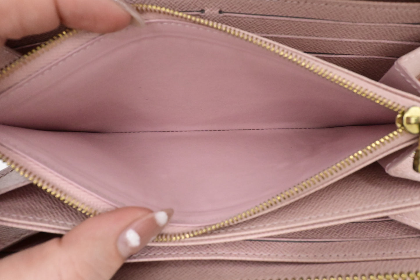 Louis Vuitton Long Zippy Wallet in Damier Azur Canvas