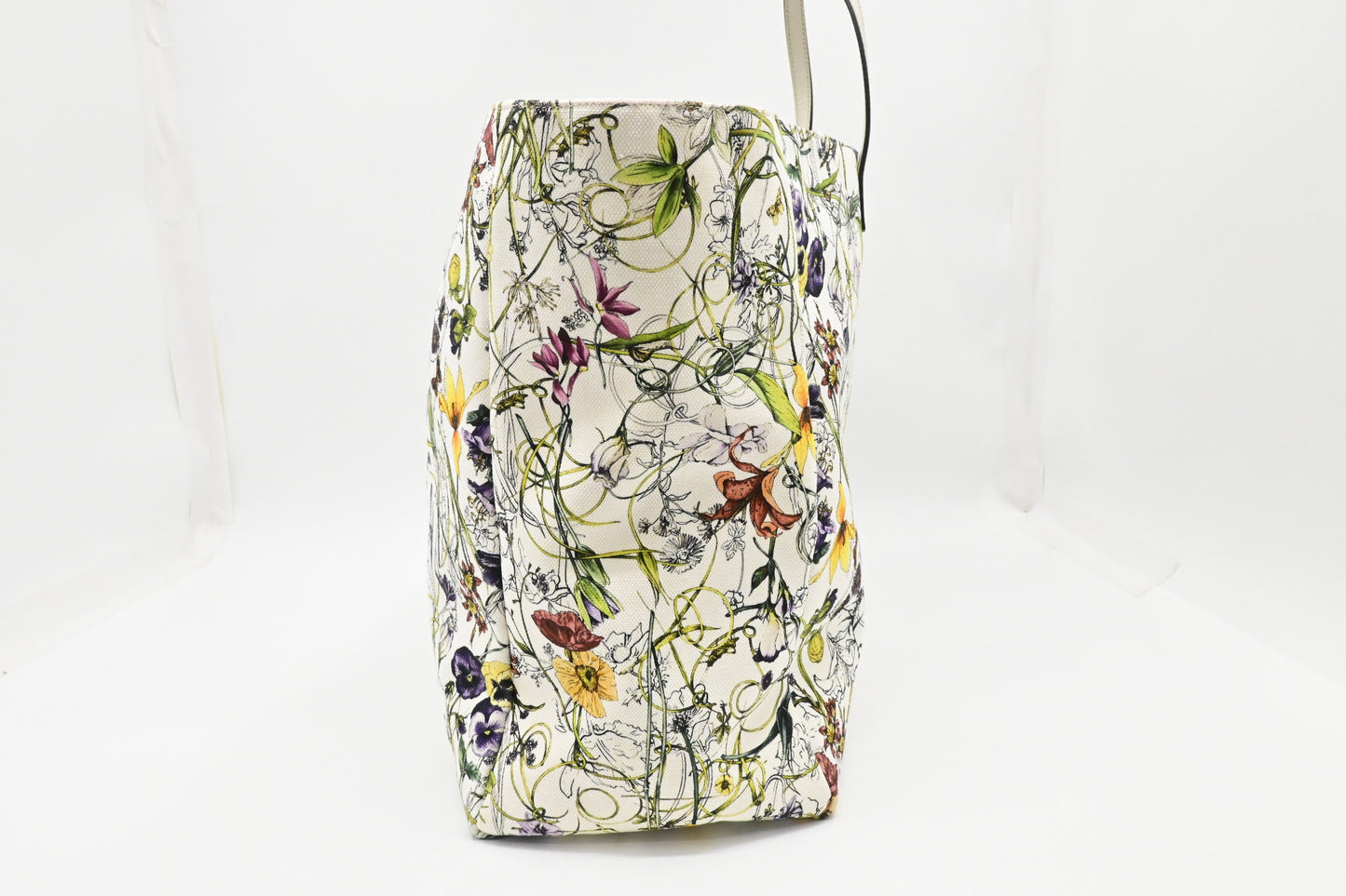 Gucci Tote in White Floral Canvas