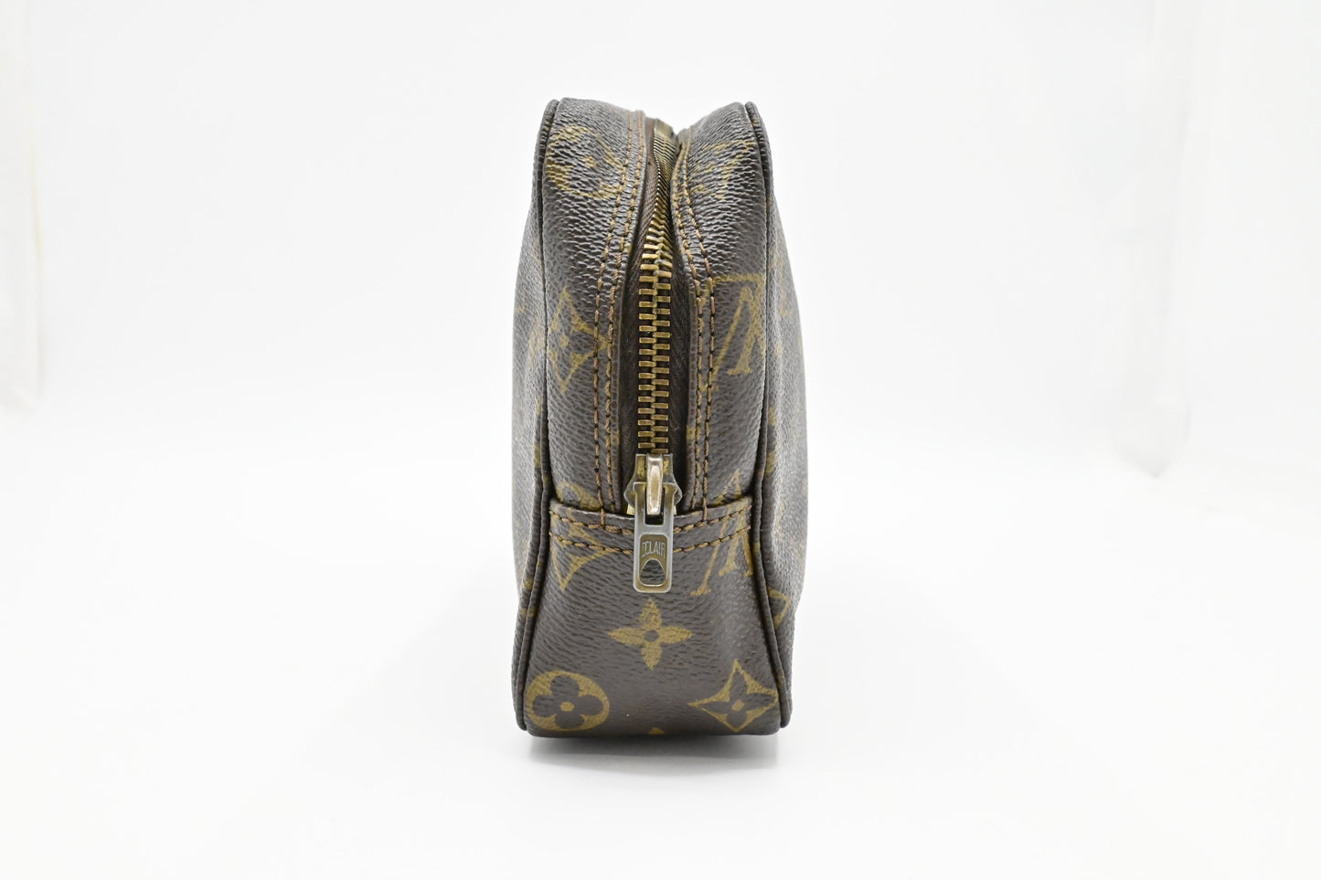 Louis Vuitton Trousse 23 in Monogram Canvas