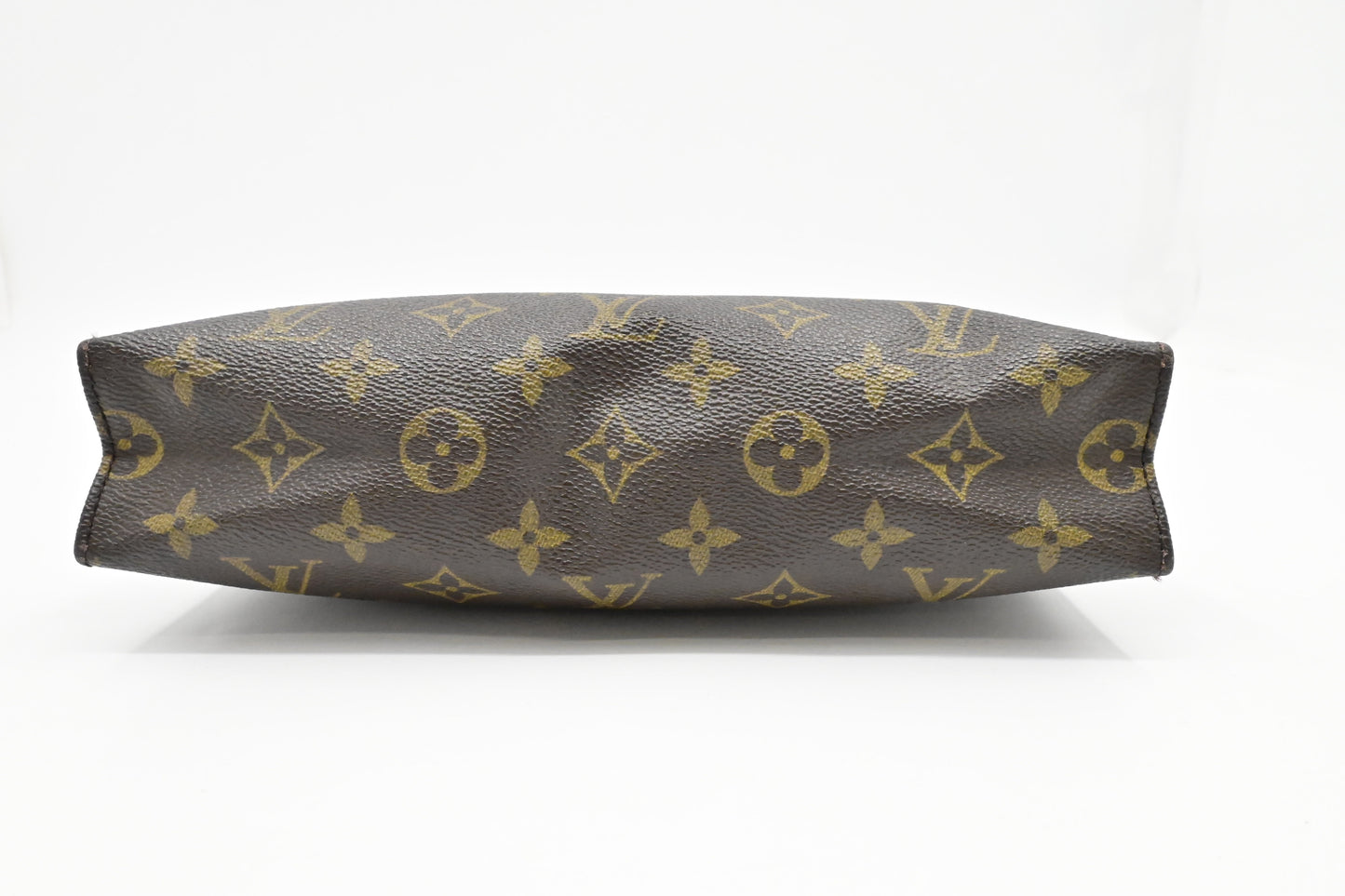 Louis Vuitton Toiletry 26 in Monogram Canvas