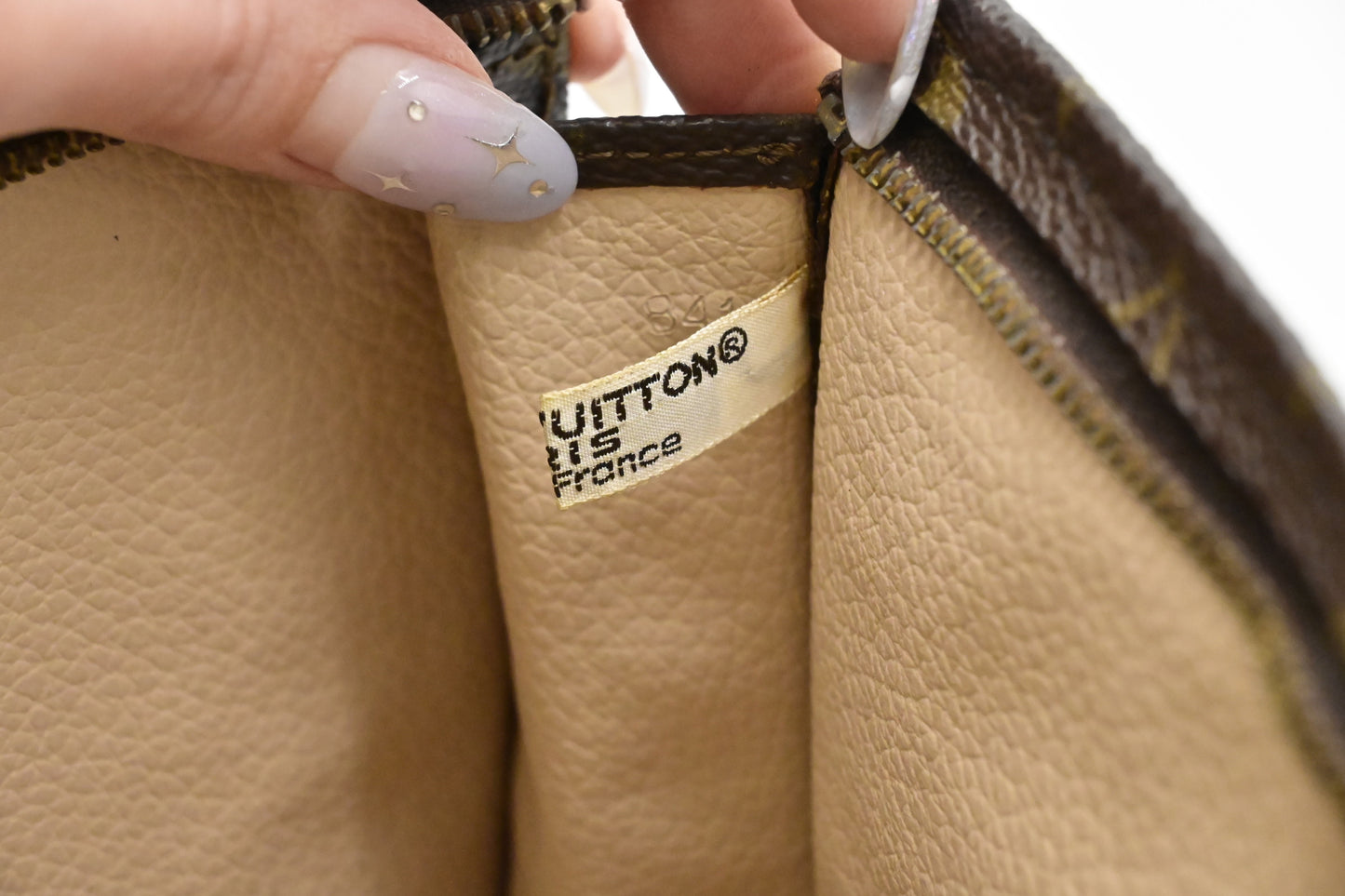 Louis Vuitton Toiletry 26 in Monogram Canvas