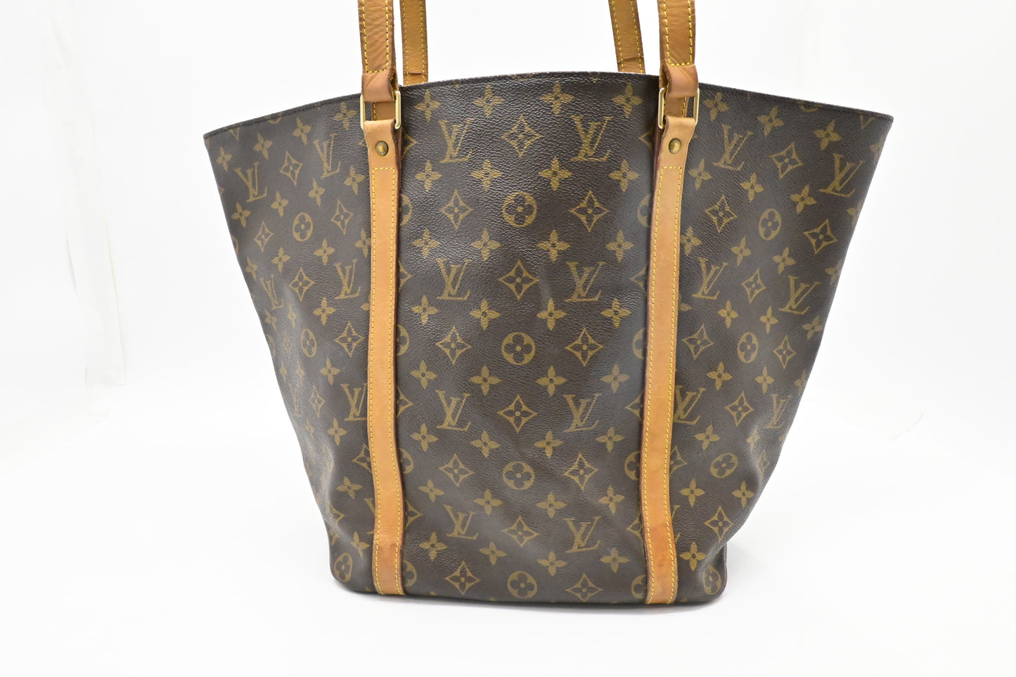 Louis Vuitton Sac Shopping 48 in Monogram Canvas