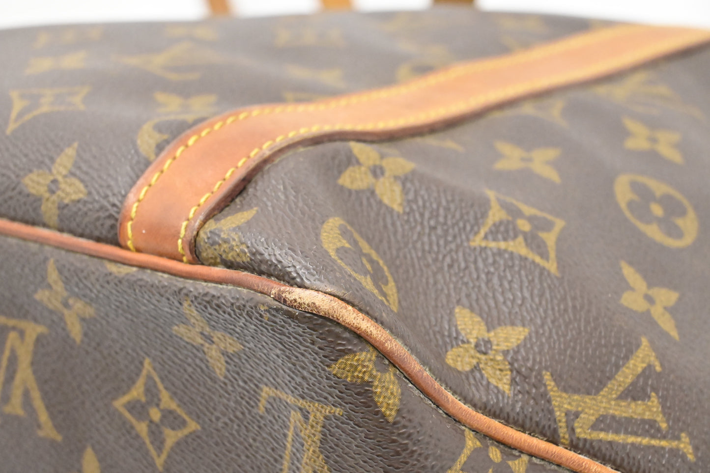 Louis Vuitton Sac Shopping 48 in Monogram Canvas