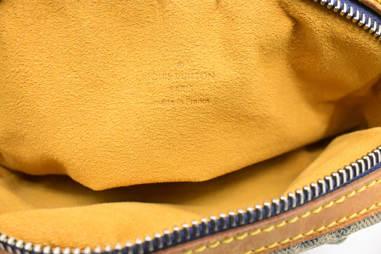 Louis Vuitton Camera Bag in Monogram Denim