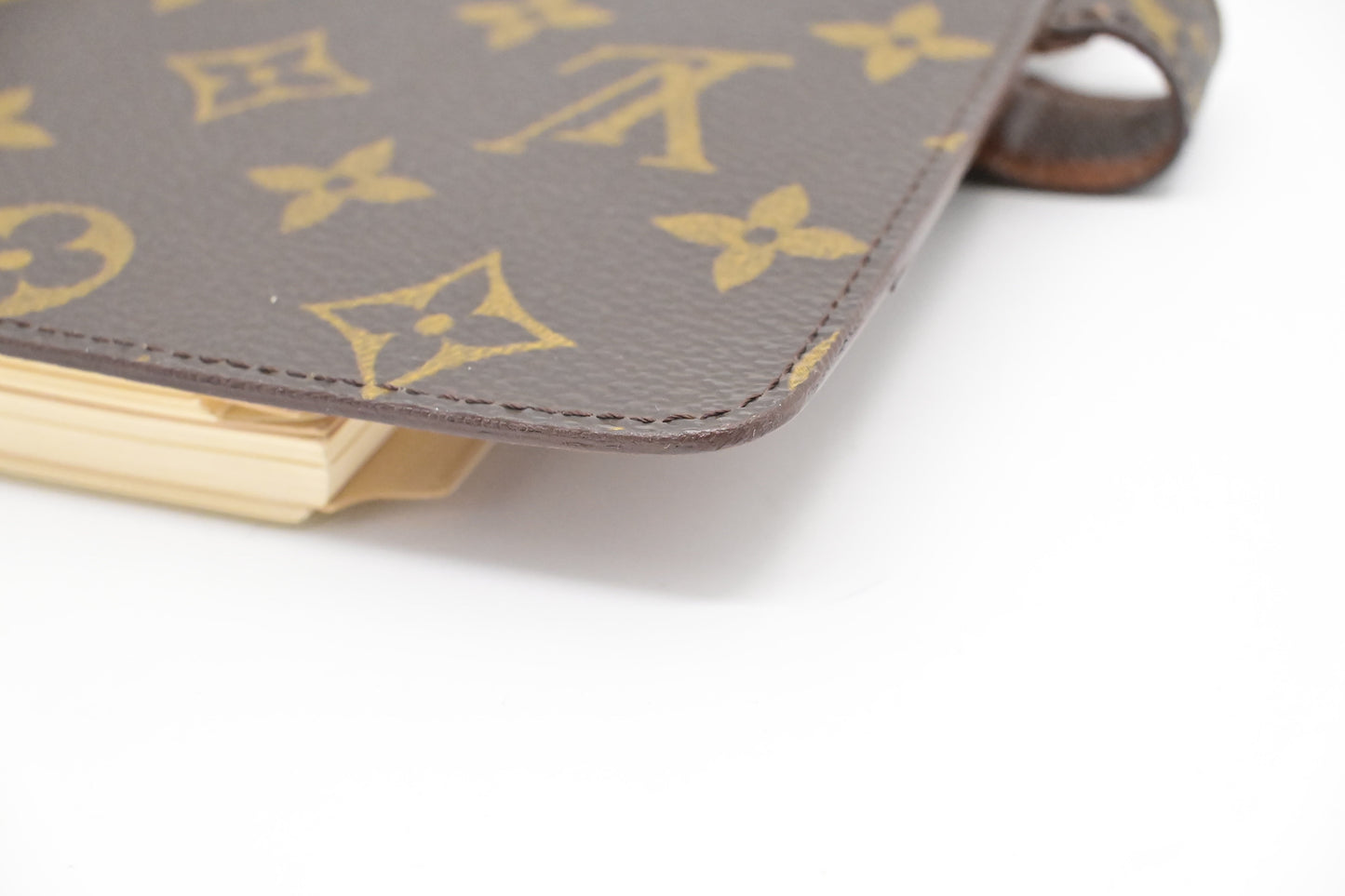 Louis Vuitton Agenda MM in Monogram Canvas
