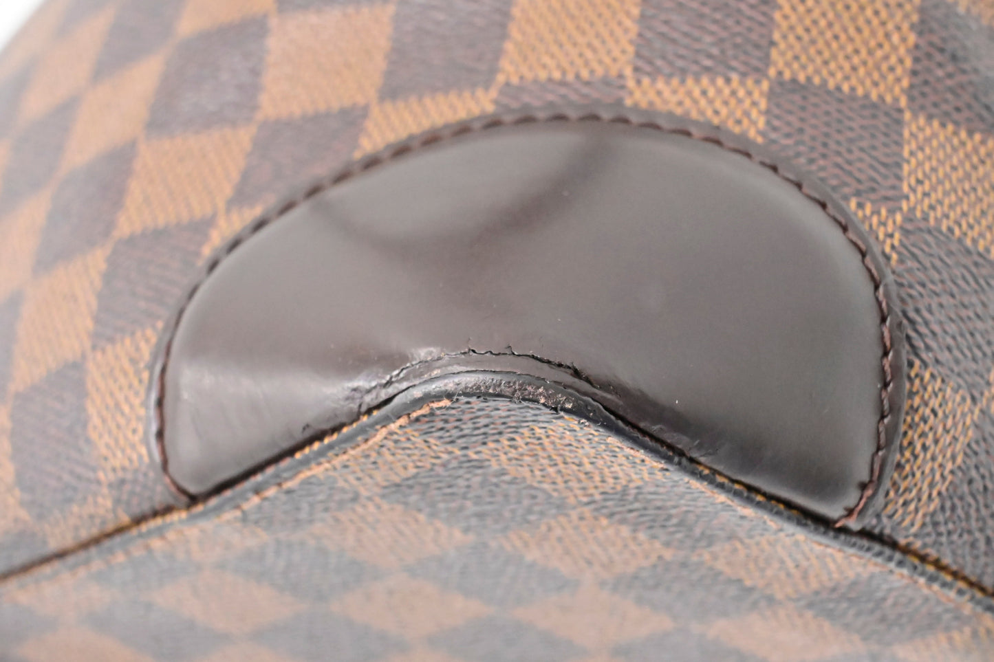 Louis Vuitton Hampstead MM in Damier Ebene Canvas