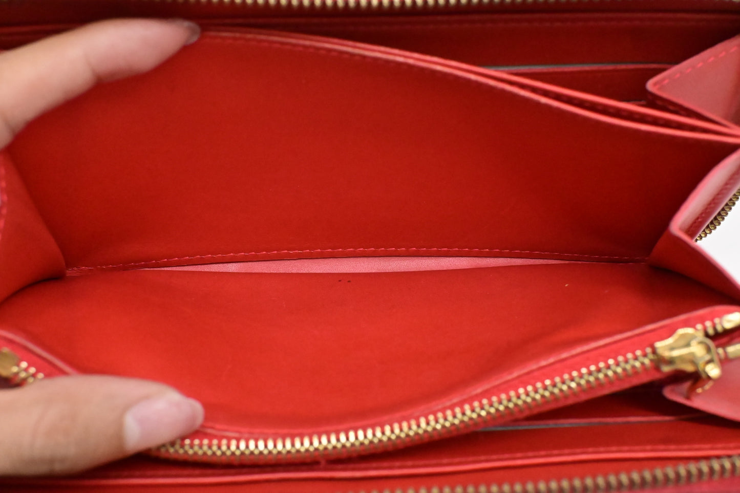 Louis Vuitton Long Zippy Wallet in Orange Sunset Vernis Leather