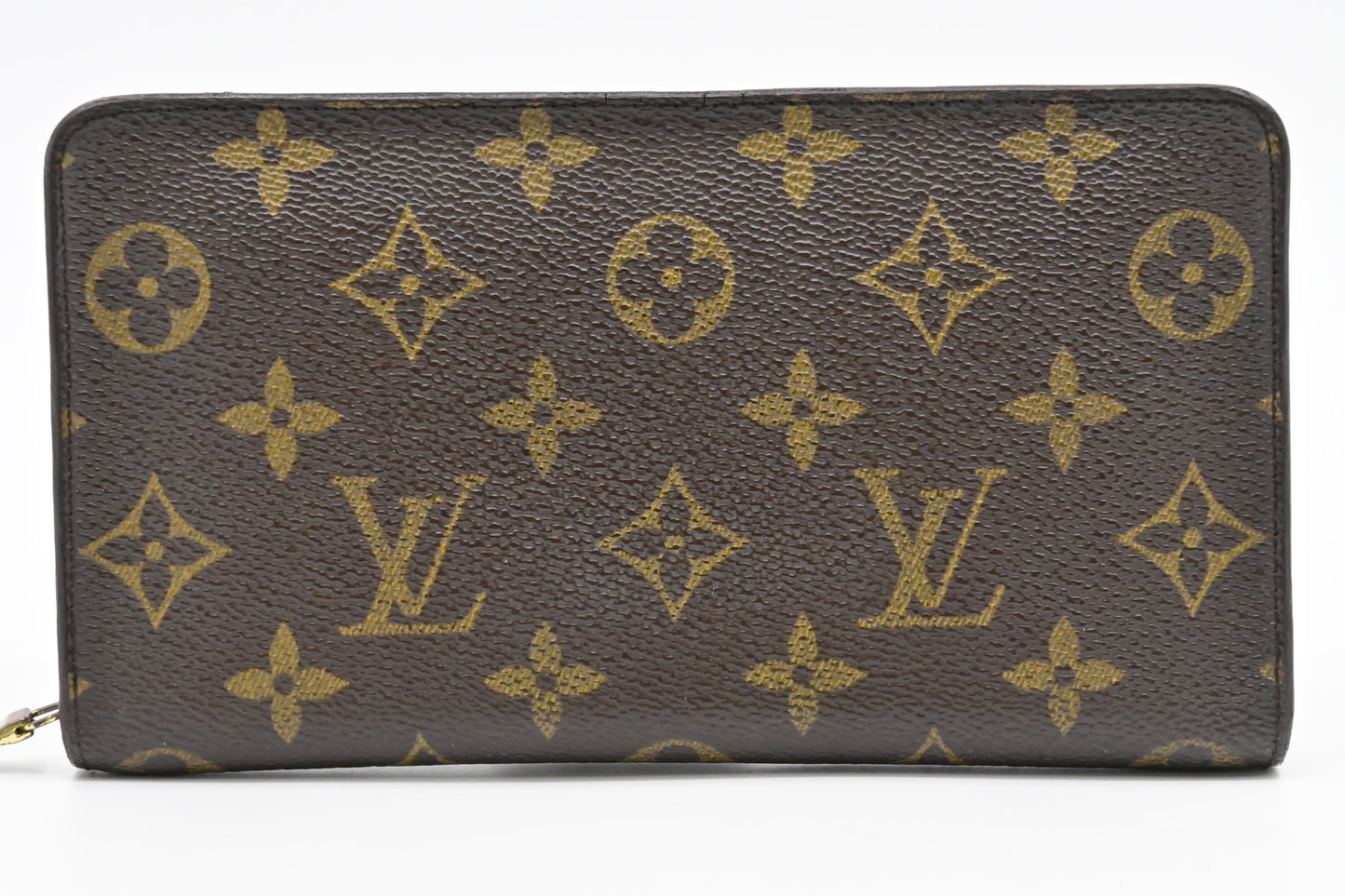 Louis Vuitton Zippy Wallet in Monogram Canvas