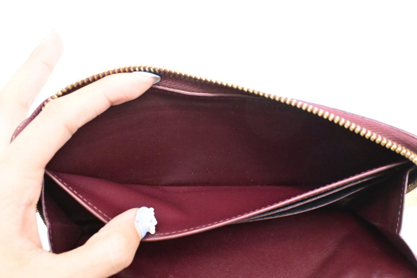 Louis Vuitton Long Zippy Wallet in Rouge Fauviste Vernis Leather