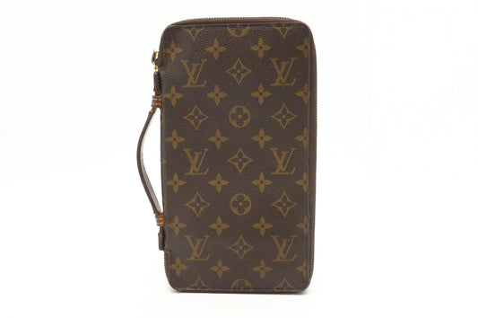 Louis Vuitton Organizer de Voyages in Monogram Canvas