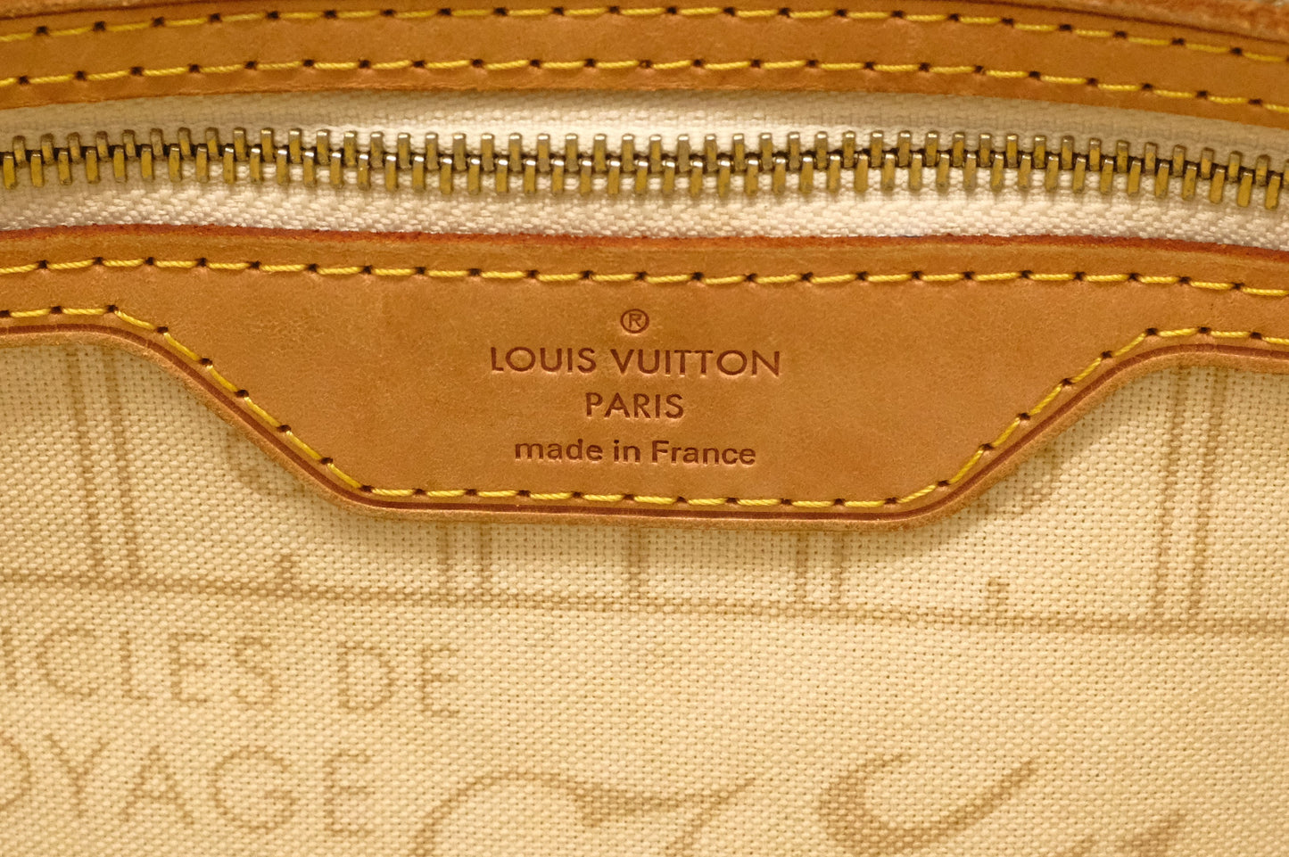 Louis Vuitton Neverfull PM in Damier Azur Canvas