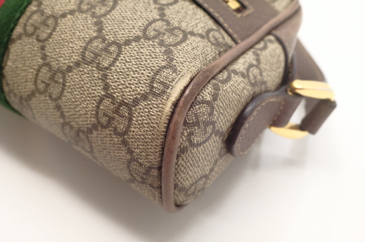 Gucci Crossbody Bag in GG Supreme Canvas