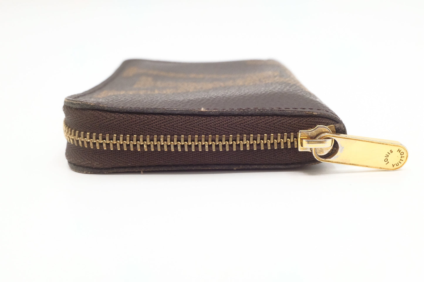 Louis Vuitton Compact Zippy in Monogram Giant Canvas