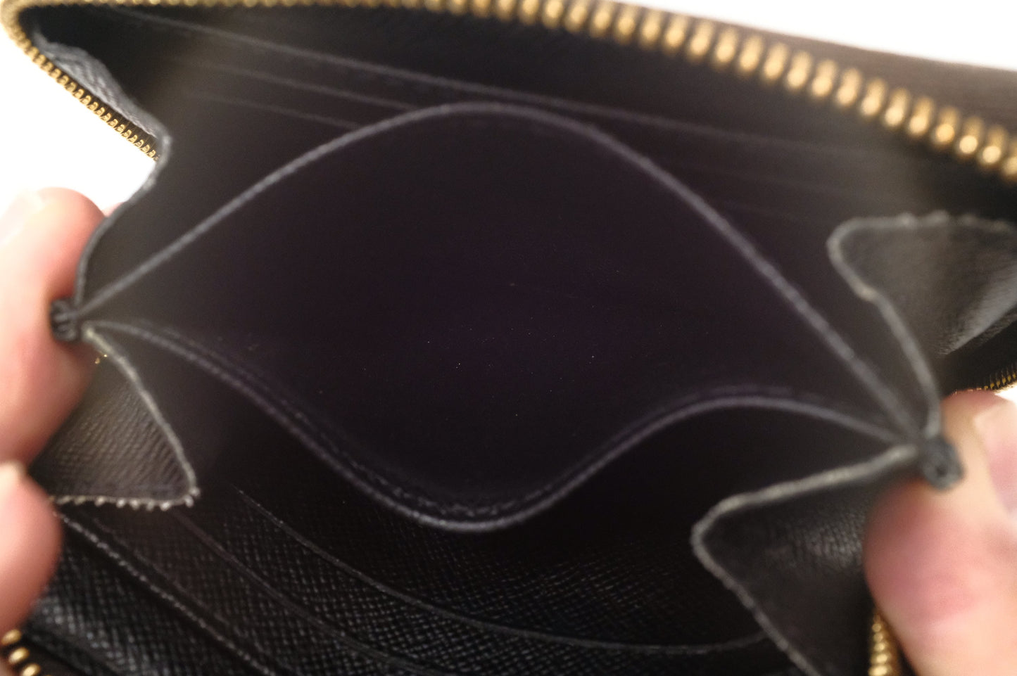 Louis Vuitton Compact Zippy in Monogram Giant Canvas