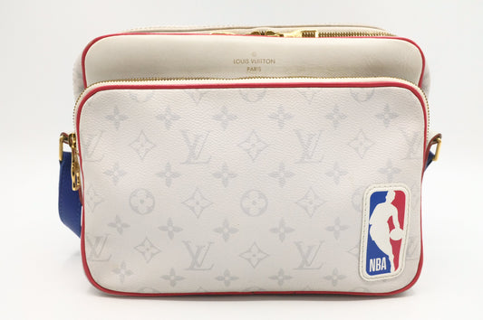 Louis Vuitton x NBA Nil Messenger Bag in Antarctica Monogram Canvas