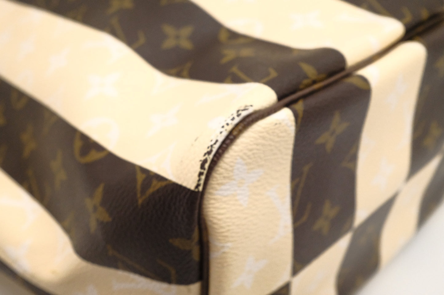 Louis Vuitton Neverfull MM in Rayures Monogram Canvas