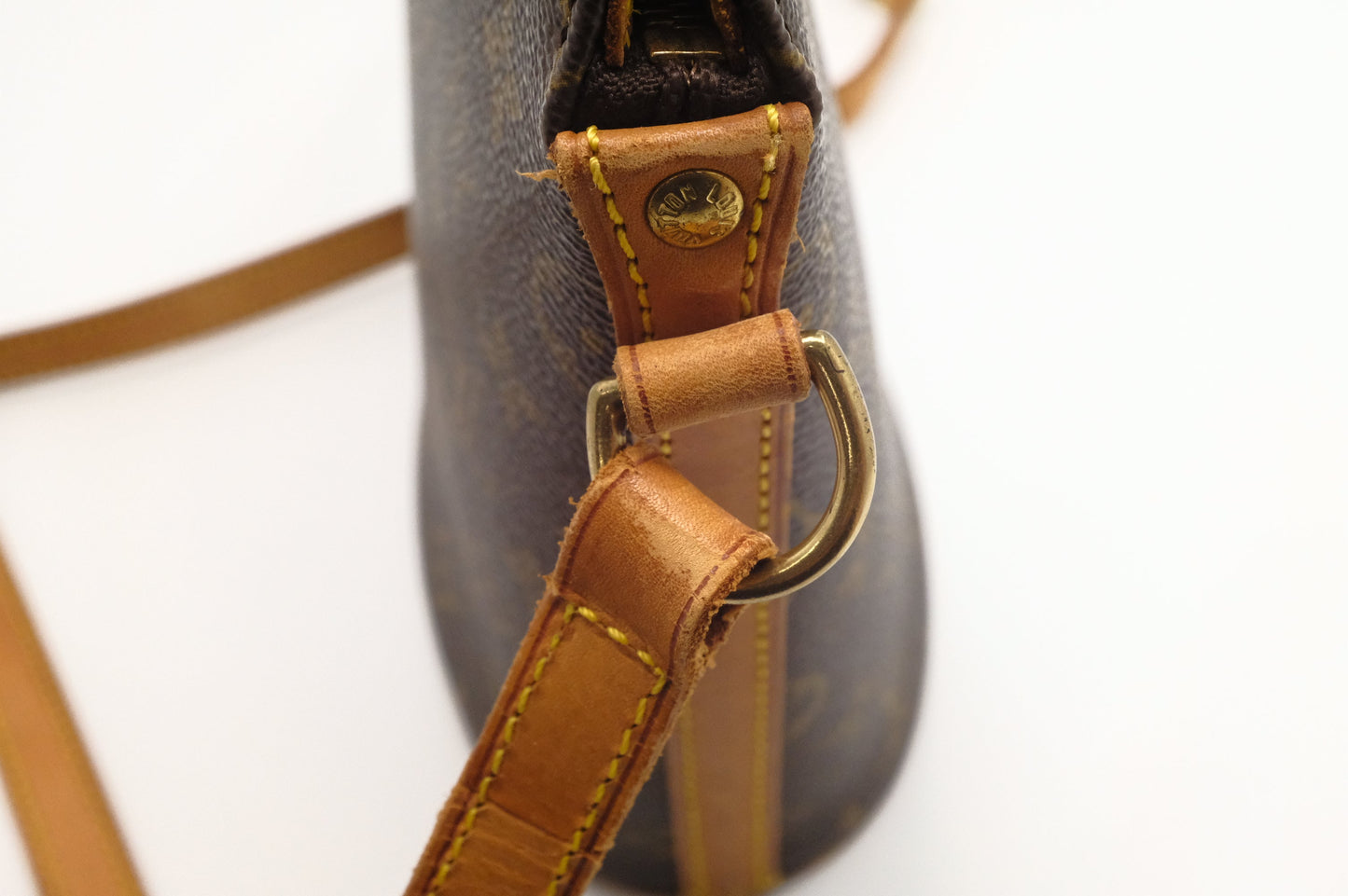 Louis Vuitton Drouot in Monogram Canvas