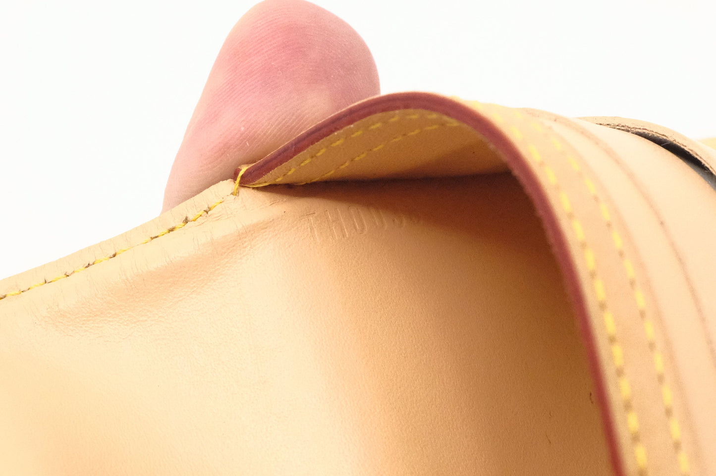 Louis Vuitton International Wallet in White Multicolor Canvas