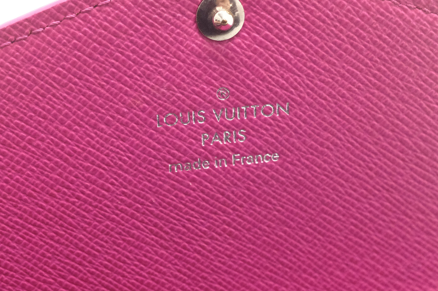 Louis Vuitton Sarah Wallet NM in Dark Gray Epi Leather