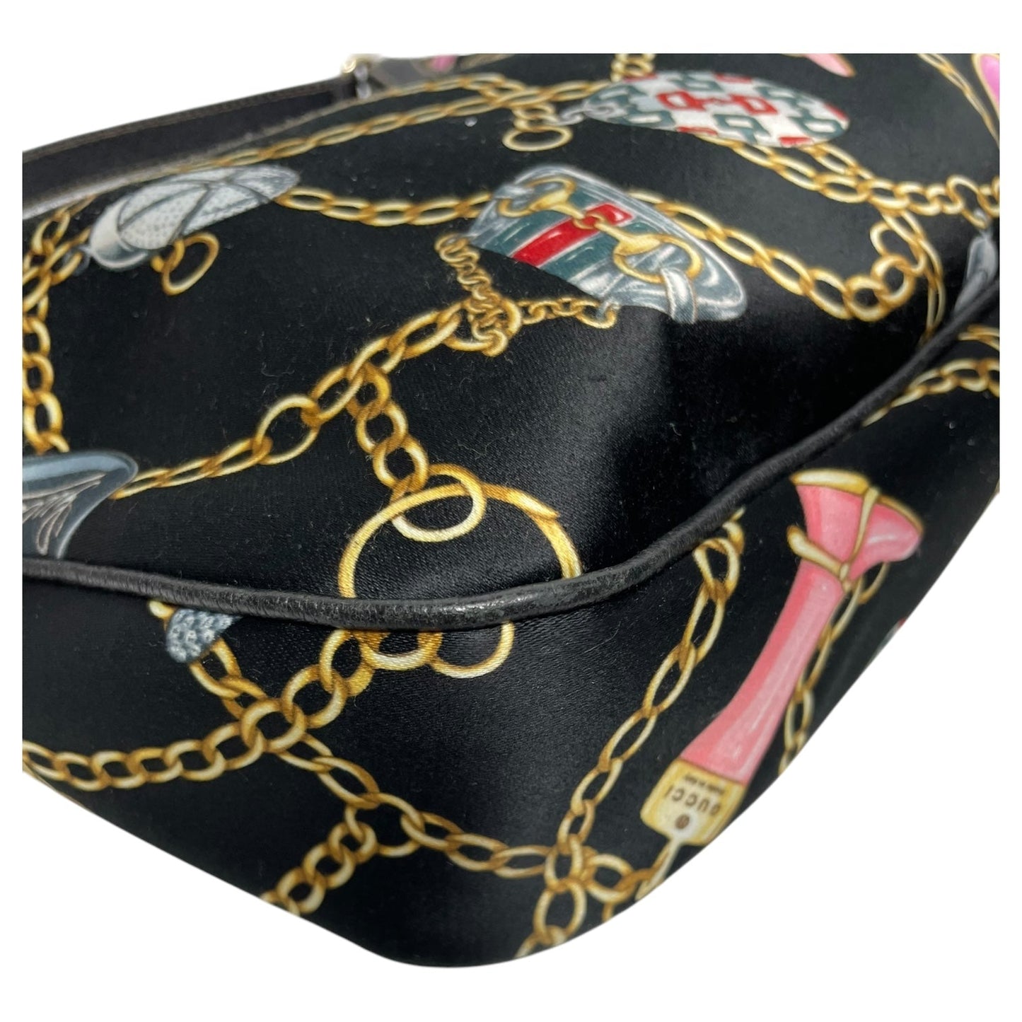 Handbag Luxury Designer By Gucci, Size: Medium