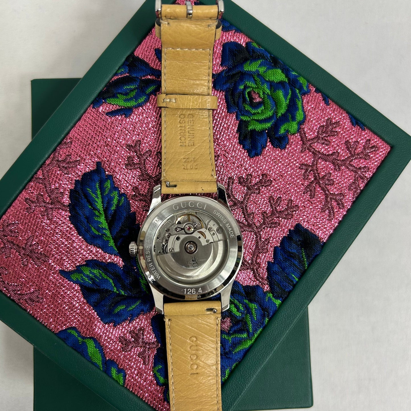 Gucci - Montre G Timeless