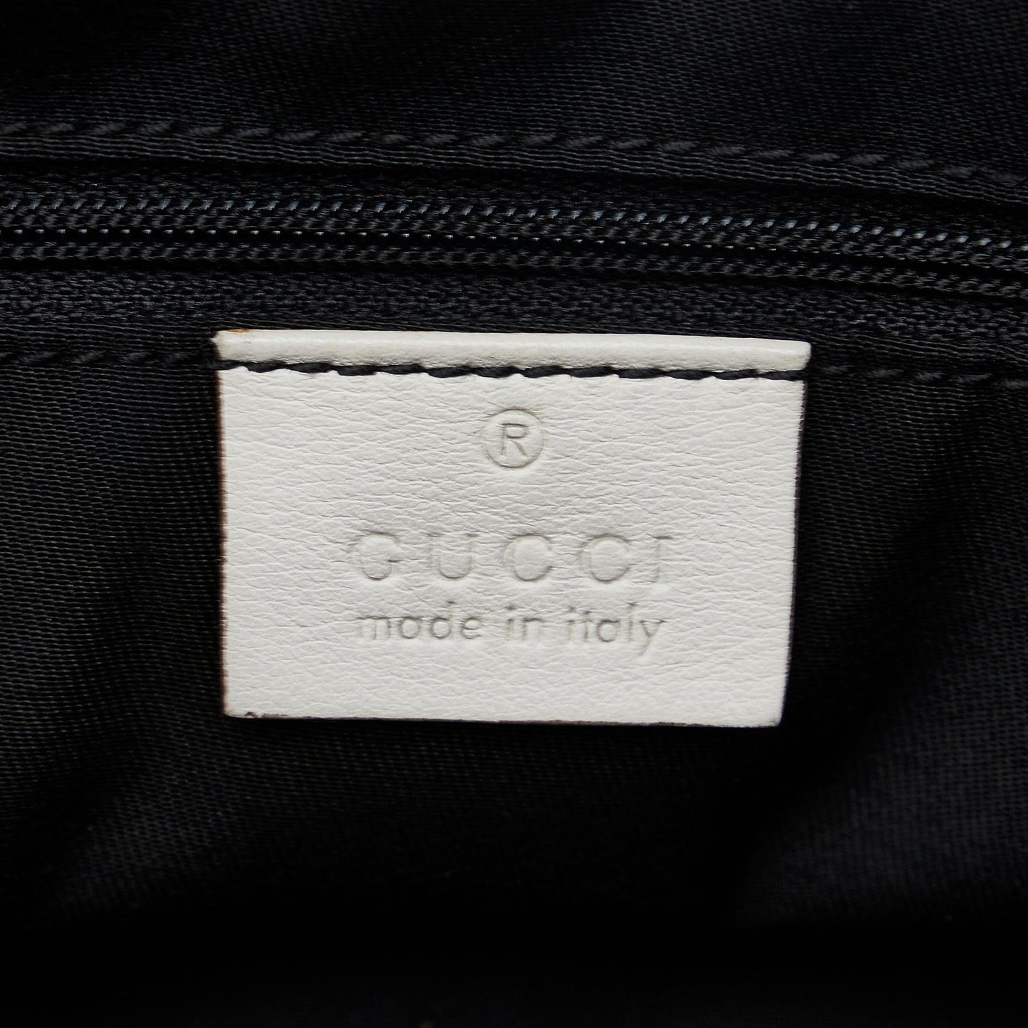 Gucci Abbey D-Ring Handbag (SHG-kTCLdu)