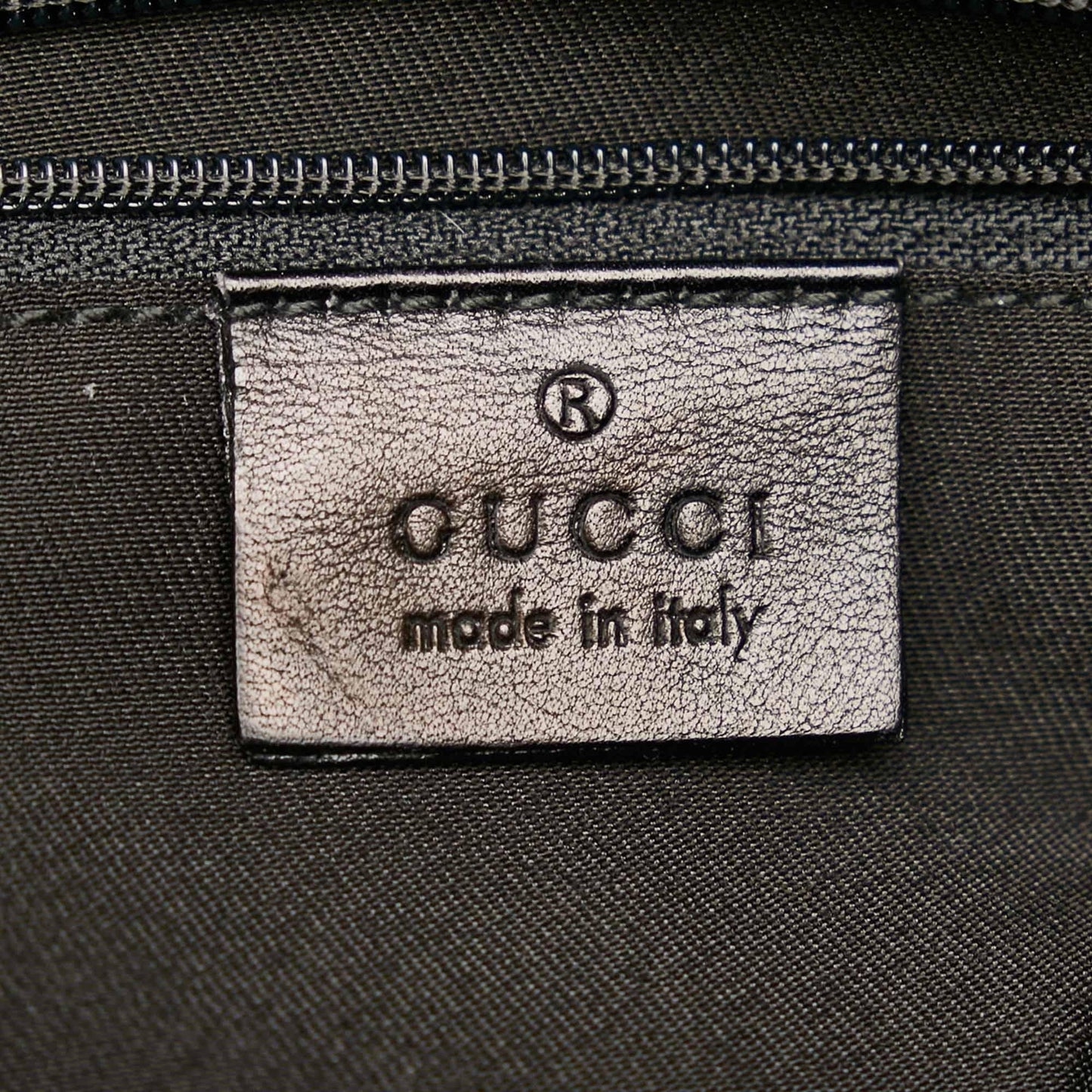 Gucci Abbey D-Ring Patent Leather Handbag (SHG-23002)