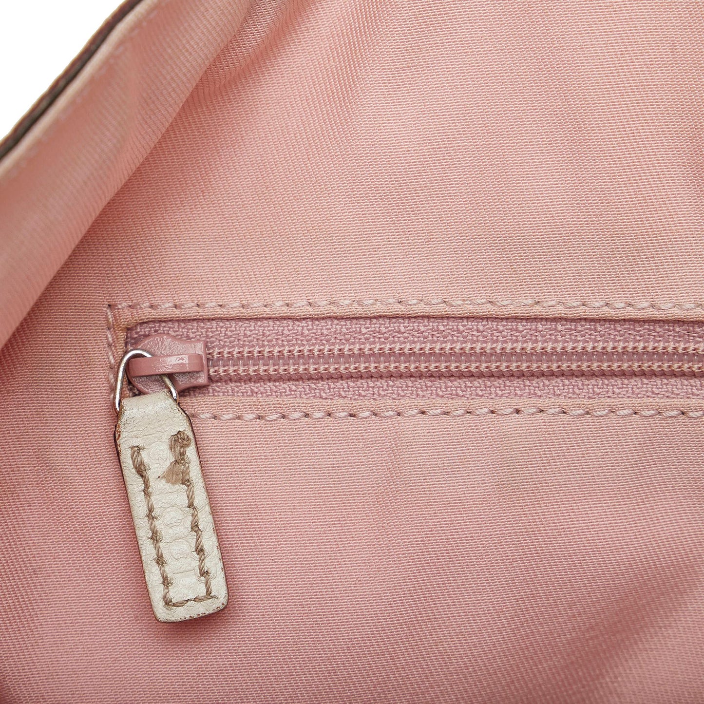 Gucci GG Canvas Abbey D-Ring Tote (SHG-YQ4sVj)