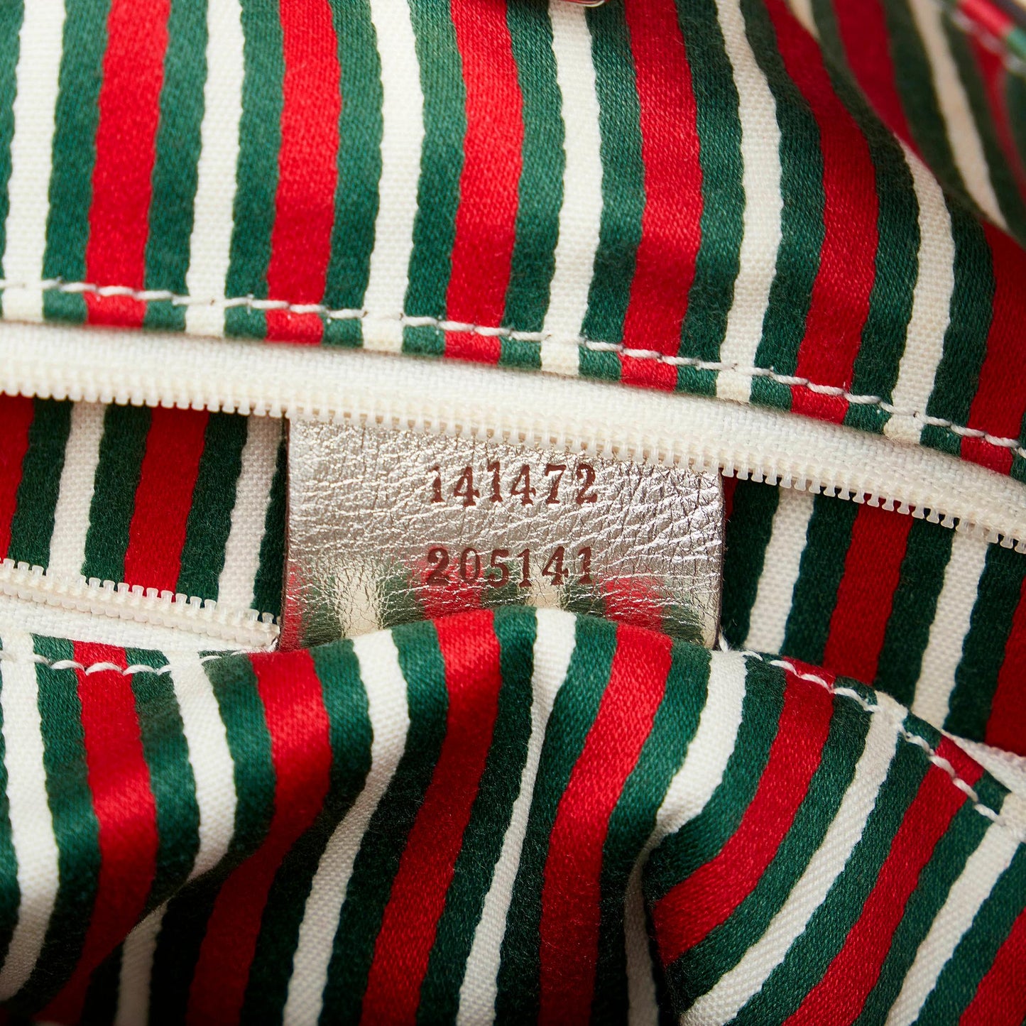 Gucci GG Canvas Abbey D-Ring Tote (SHG-OsQin9)