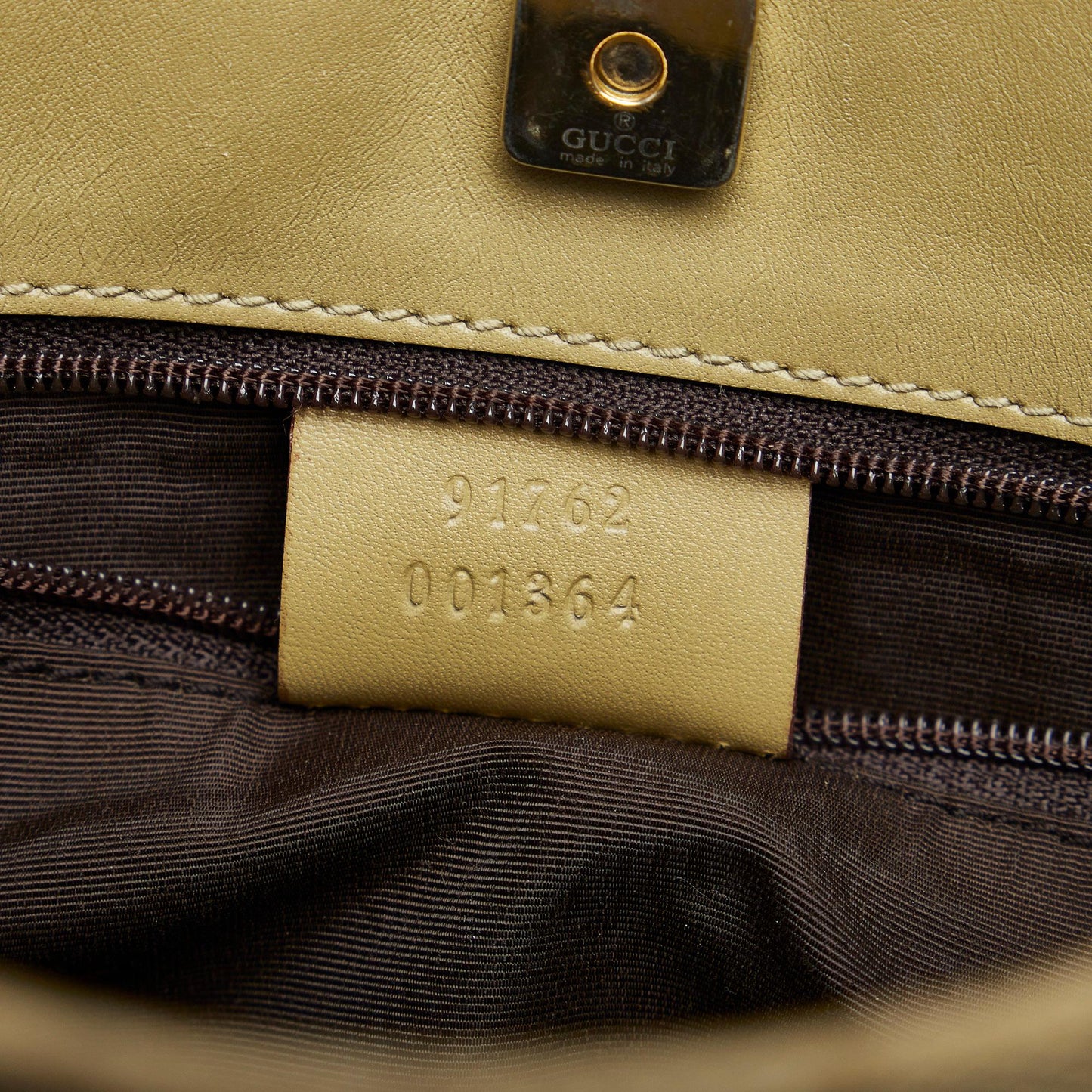 Gucci GG Canvas Crossbody Bag (SHG-rnWSW2)