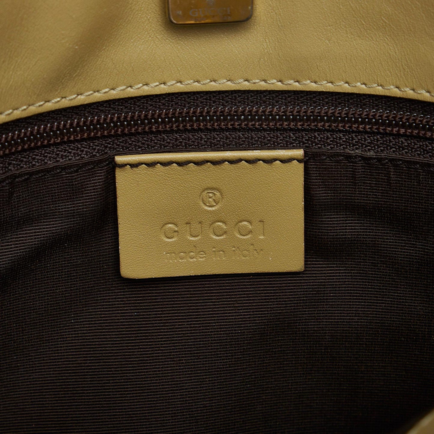 Gucci GG Canvas Crossbody Bag (SHG-rnWSW2)
