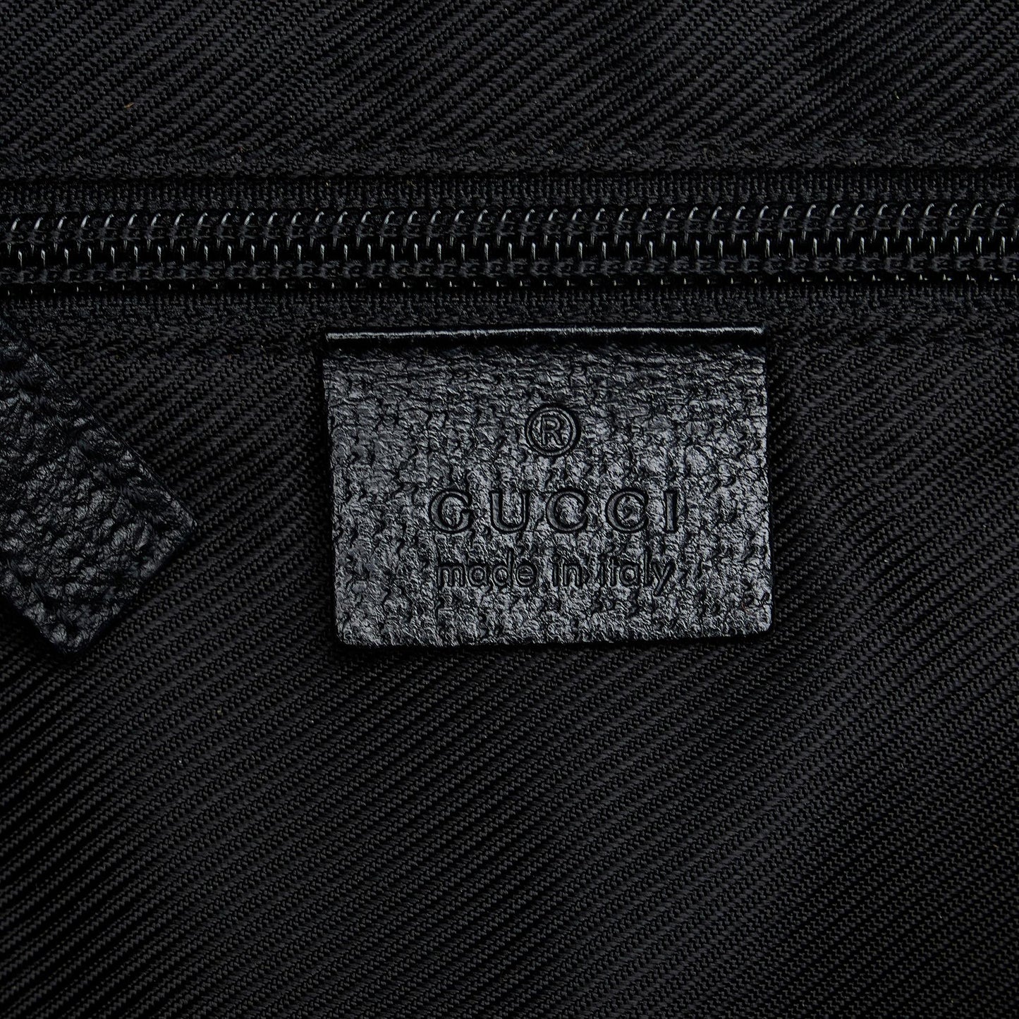 Gucci GG Canvas Crossbody (SHG-AeOek4)