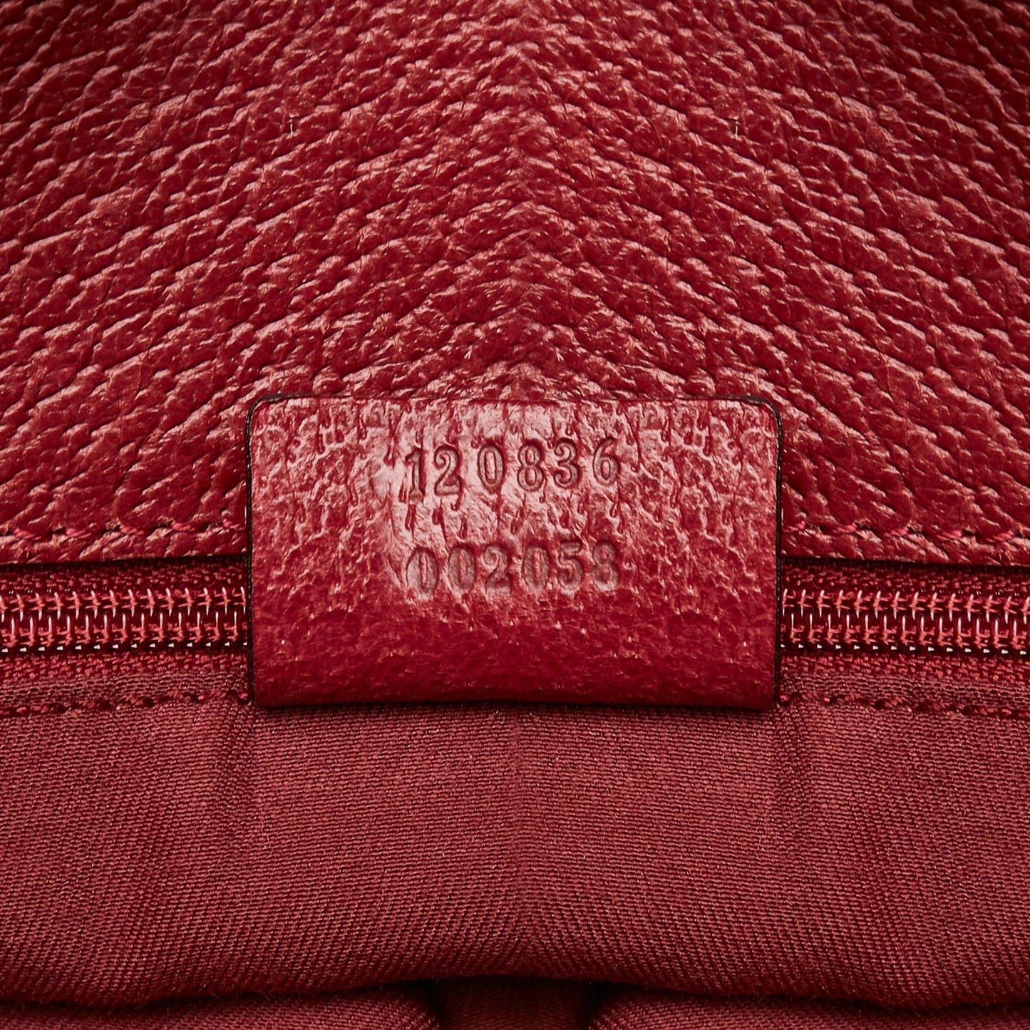 Gucci GG Canvas Eclipse Tote (SHG-Yq3T5g)