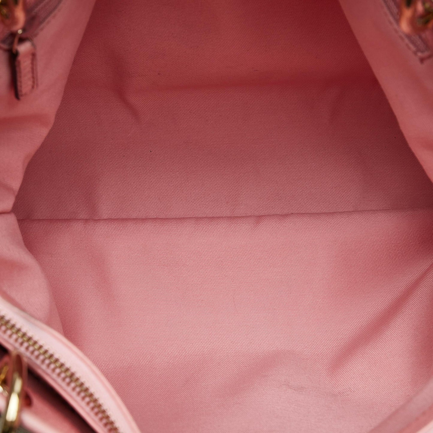 Gucci GG Canvas Eclipse Tote (SHG-YupSAN)